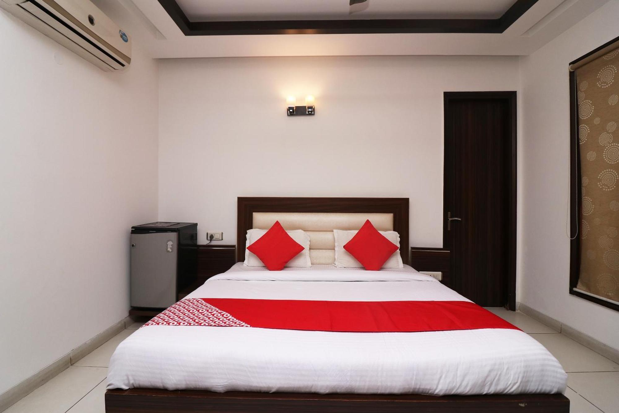 Wonderland Inn Near Aravali Biodiversity Park Gurgaon Exterior foto
