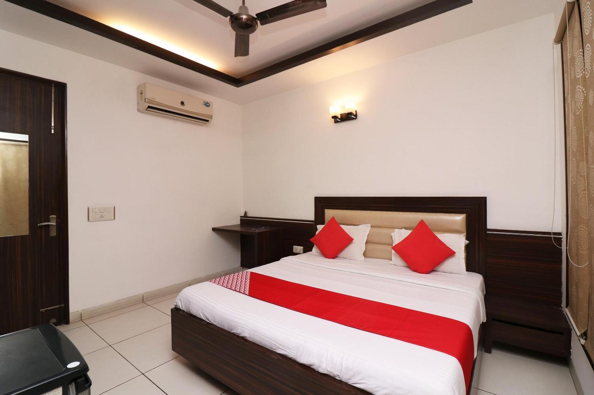 Wonderland Inn Near Aravali Biodiversity Park Gurgaon Exterior foto